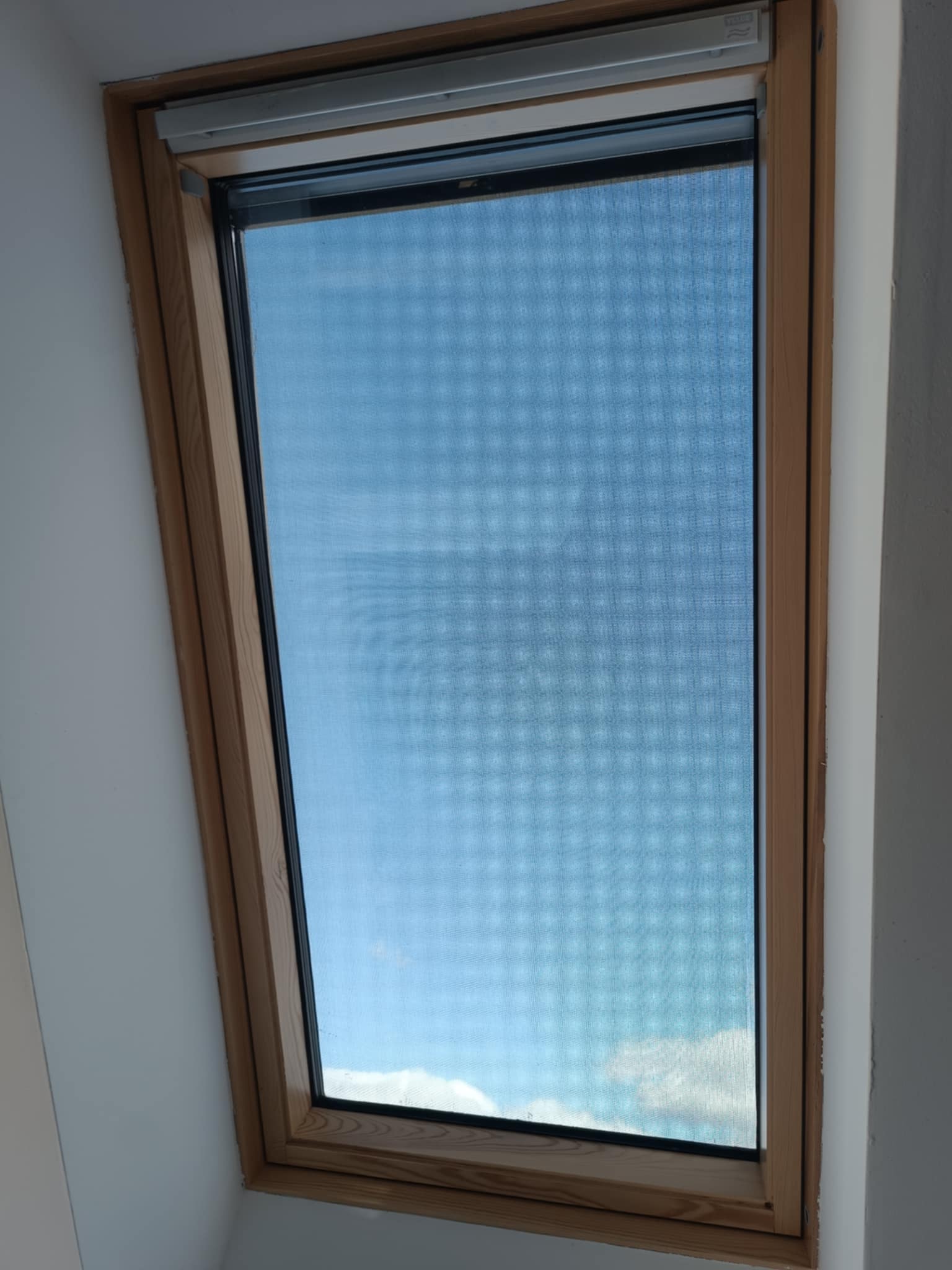 Zdjęcie markizy VELUX