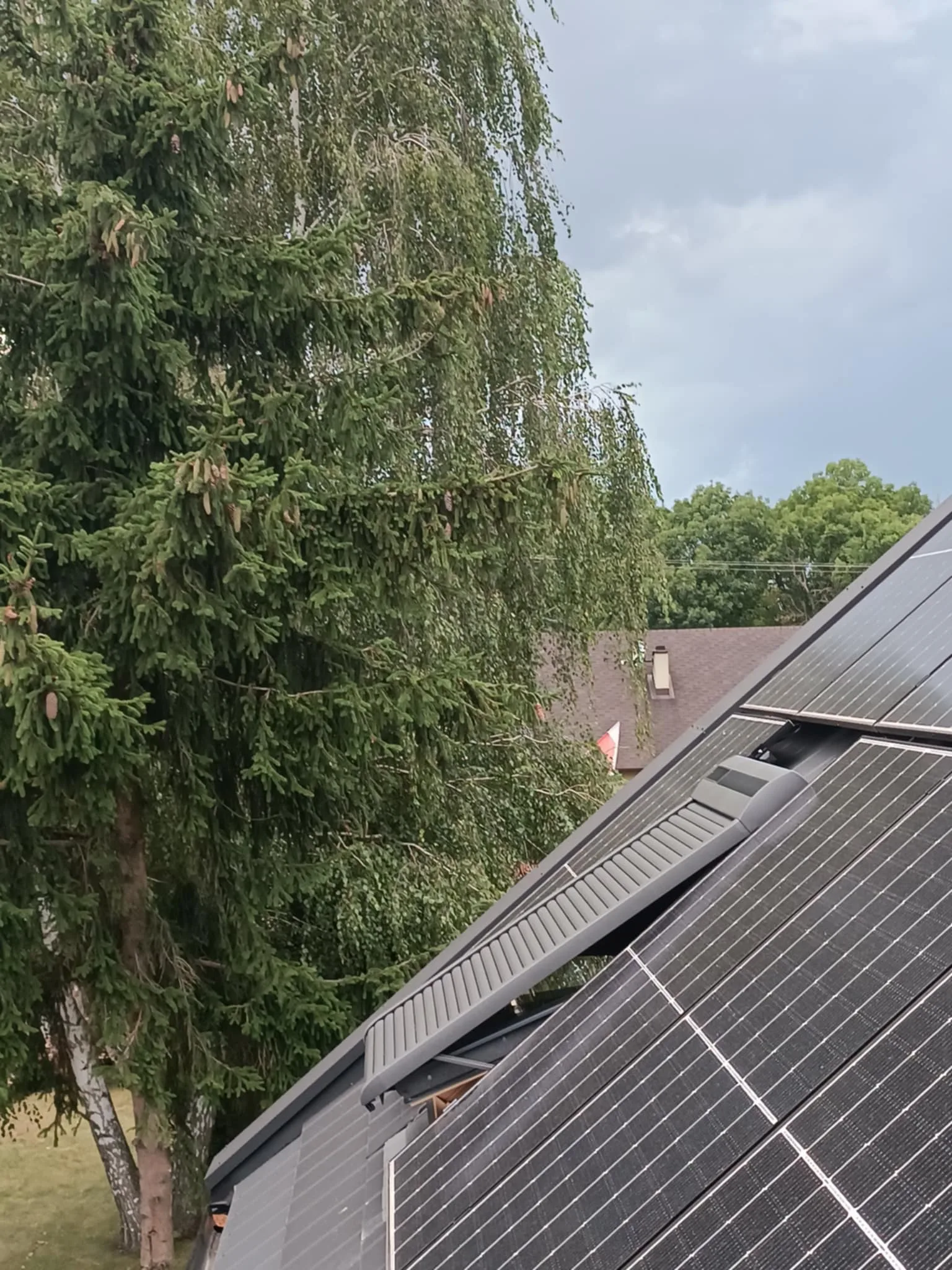 Roleta zamknięta – okno uchylone