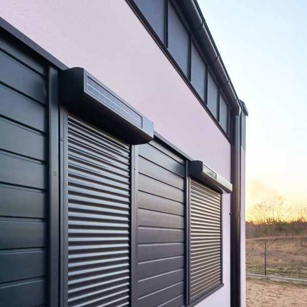 Rolety zewnetrzne-8 (1) Rolety zewnetrzne-8 (1)