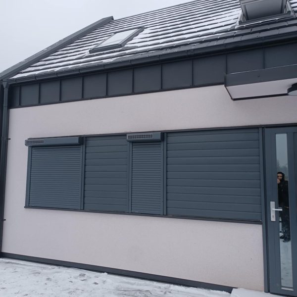 b86e2fc5-fffd-44b3-8edb-c51ff266f374 b86e2fc5-fffd-44b3-8edb-c51ff266f374