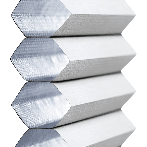 Energooszczędna roleta zaciemniająca VELUX 2-min Energooszczędna roleta zaciemniająca VELUX 2-min