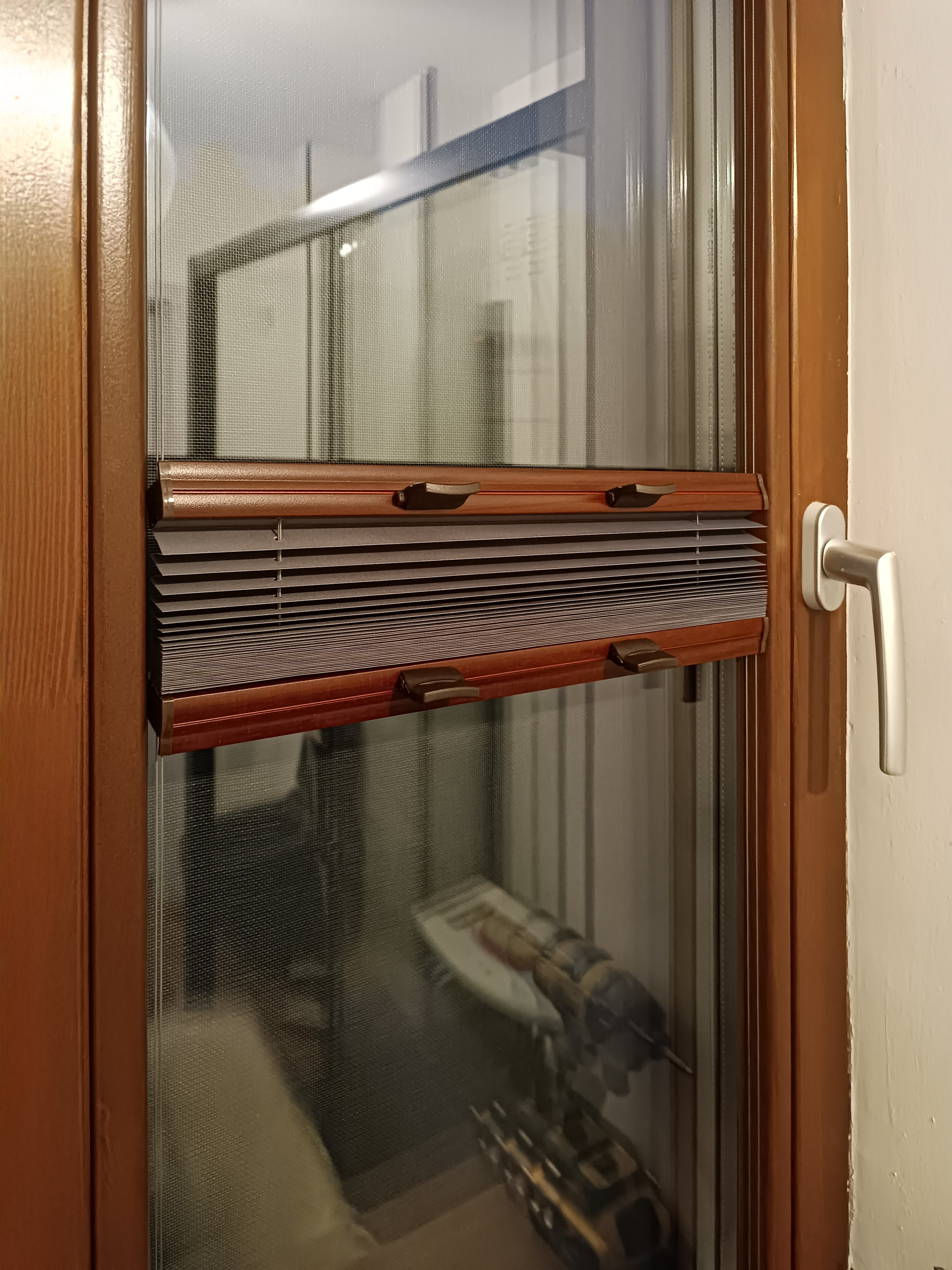 Plisa w ramie HST – bez uchwytów