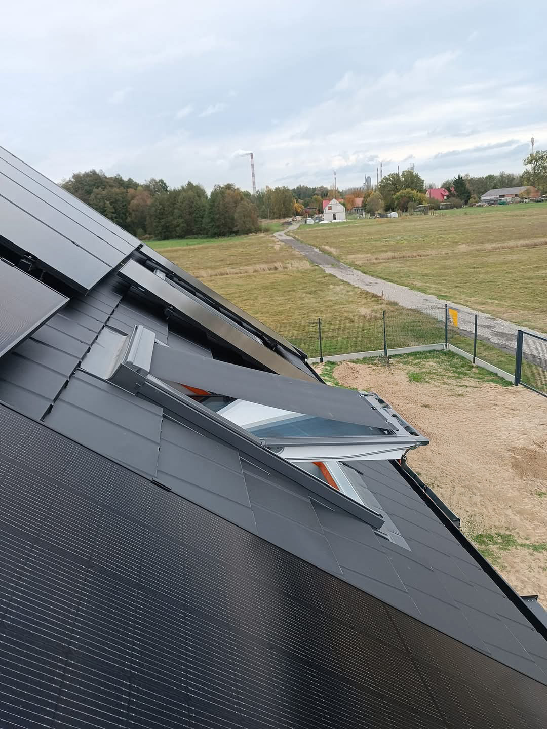 Markiza VELUX ręczna