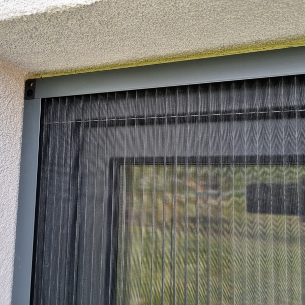 moskitiera-plisowana-na-okno-tarasowe-naroznik moskitiera-plisowana-na-okno-tarasowe-naroznik