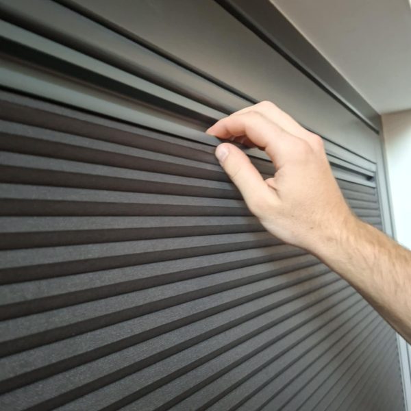 belka-slim-od-rolet-plisowanych belka-slim-od-rolet-plisowanych