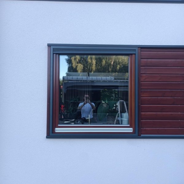 moskitiera-plisowana-pionowa-pakiet-z-siatka (2) moskitiera-plisowana-pionowa-pakiet-z-siatka (2)