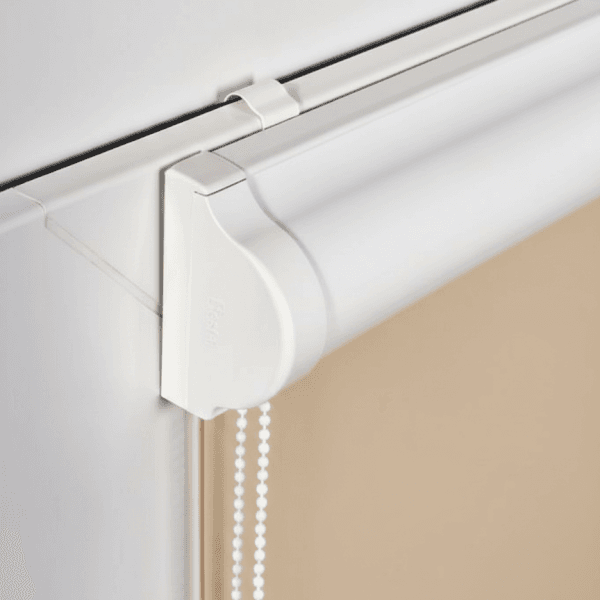 roleta-wewnetrzna-wolnowiszaca-w-kasecie-sposob-mocowania roleta-wewnetrzna-wolnowiszaca-w-kasecie-sposob-mocowania