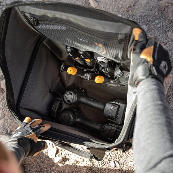torba-narzedziowa-na-kolkach-cliptech-toughbuilt-tb-ct-61-14-wizualizacja-01-07 ToughBuilt Torba narzędziowa na kółkach ClipTech TB-CT-61-14 — TB-CT-61-14: wizualizacja produktu.